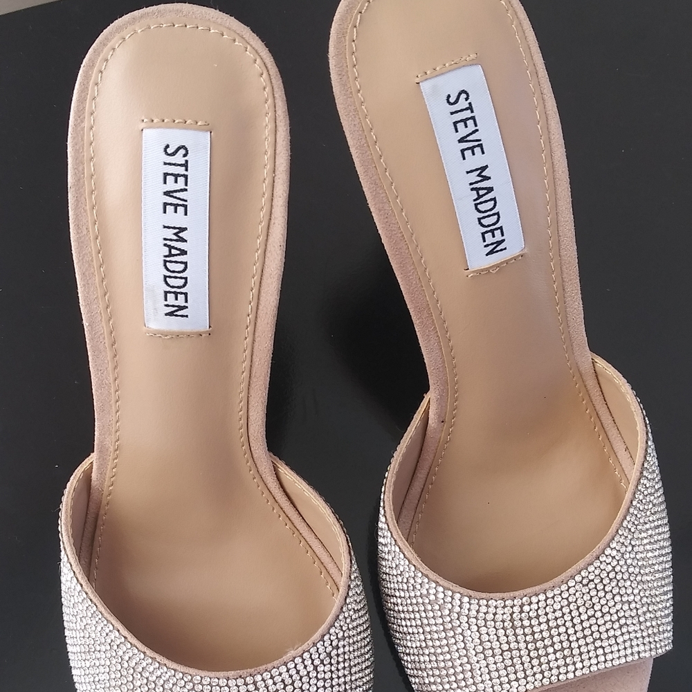 Heels - Picture 12 of 14